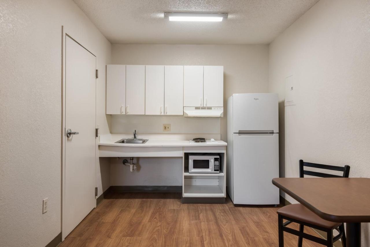 Birch Hill Suites Kansas City - Independence Εξωτερικό φωτογραφία