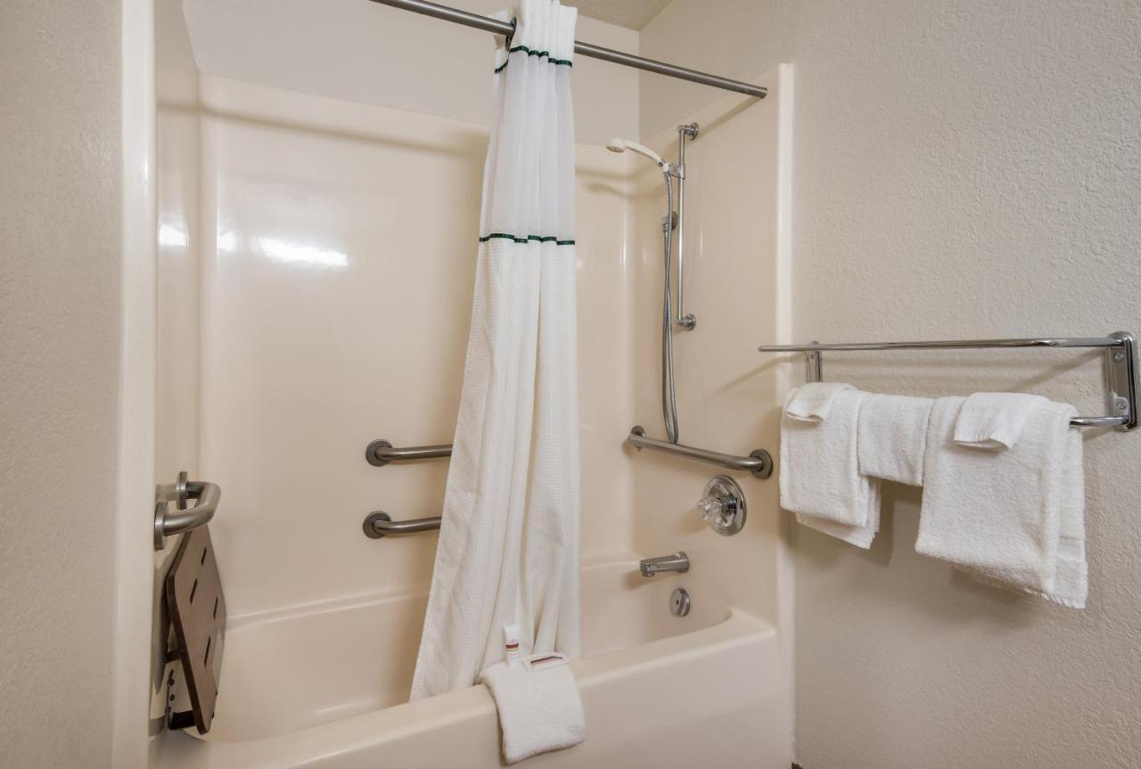Birch Hill Suites Kansas City - Independence Εξωτερικό φωτογραφία