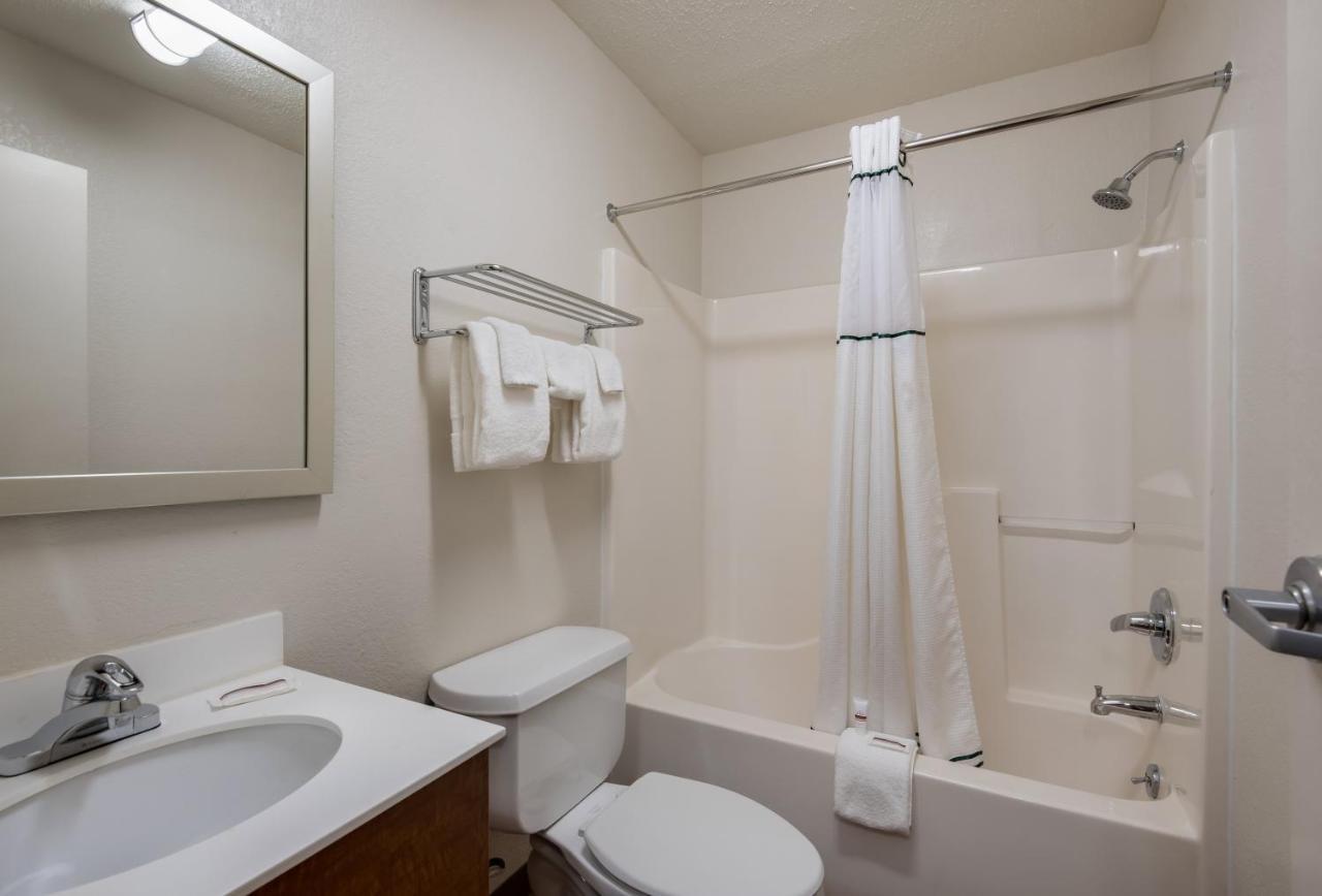 Birch Hill Suites Kansas City - Independence Εξωτερικό φωτογραφία