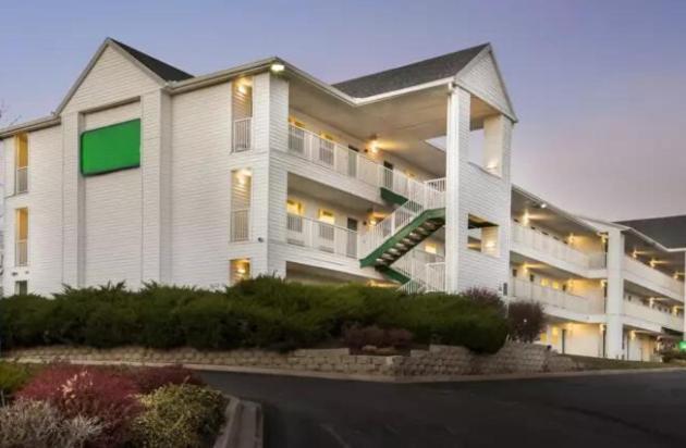 Birch Hill Suites Kansas City - Independence Εξωτερικό φωτογραφία