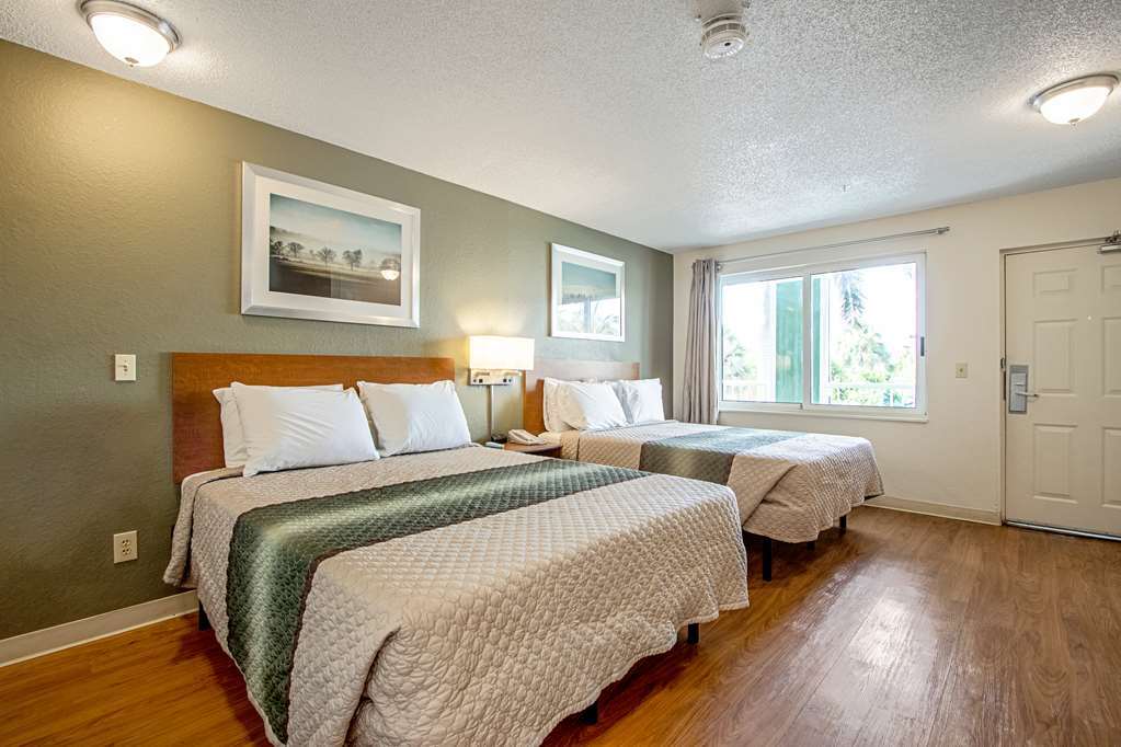 Birch Hill Suites Kansas City - Independence Δωμάτιο φωτογραφία