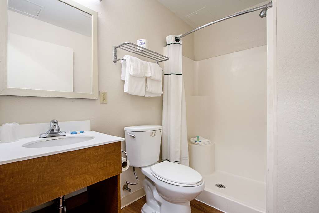 Birch Hill Suites Kansas City - Independence Δωμάτιο φωτογραφία